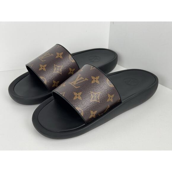 LOUIS VUITTON Monogram Sunbath Slide Sandals, Size 40 - Picture 1 of 8